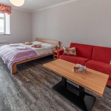 Hotel Anno Nove Mesto nad Metuji Ngoại thất bức ảnh