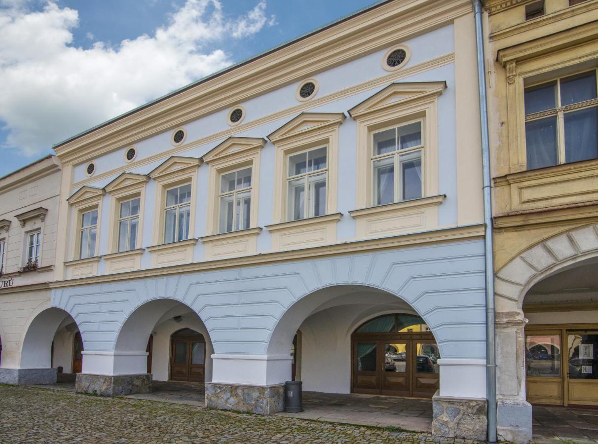 Hotel Anno Nove Mesto nad Metuji Ngoại thất bức ảnh